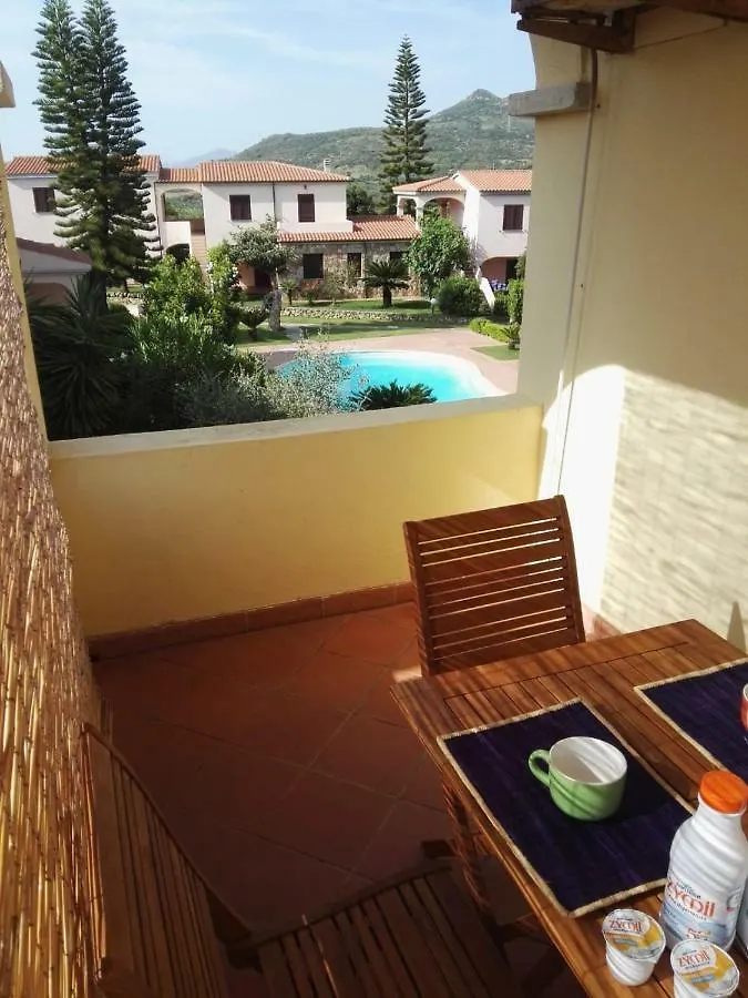 Appartamento Con Vista Piscina San Teodoro  İtalya